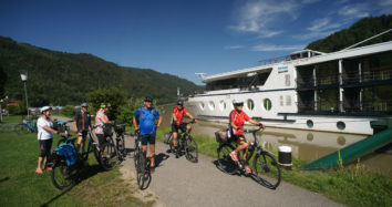 Danube Easy Guided Bike&Cruise Tour Passau-VIENNA-Passau